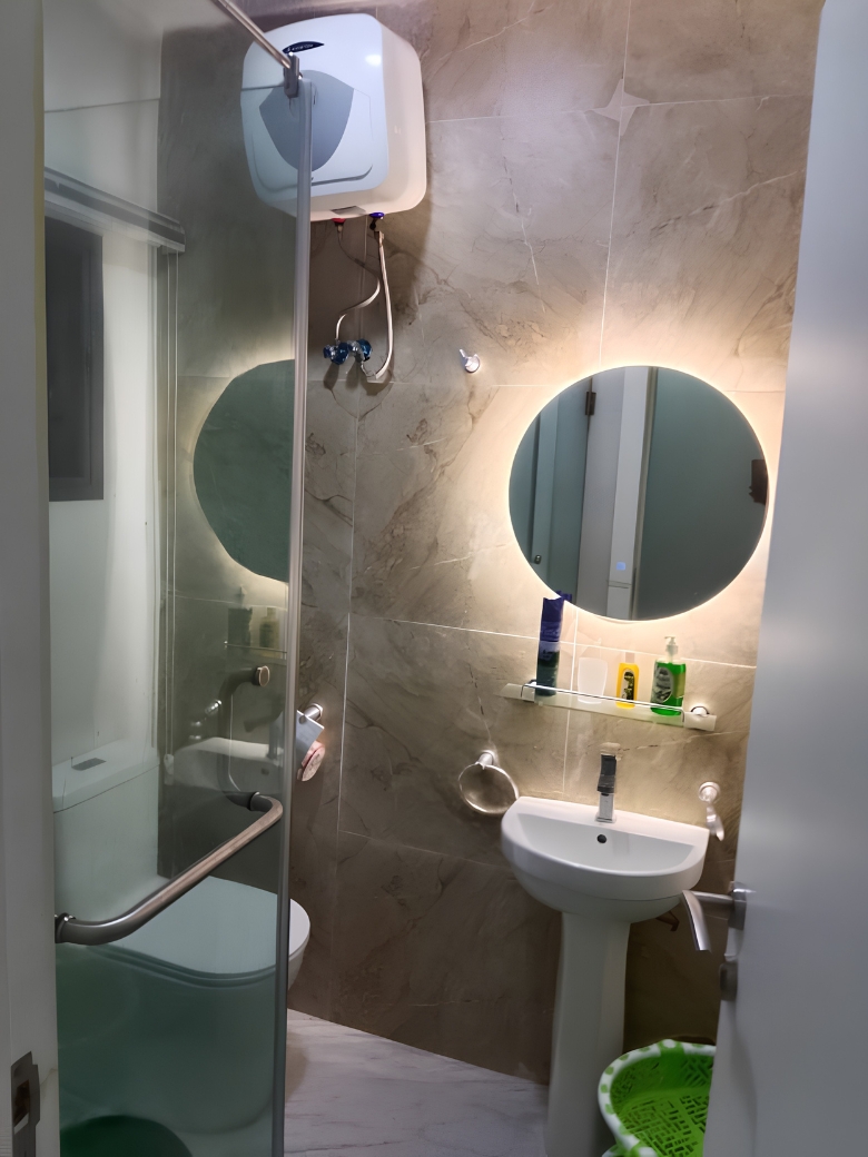 3 BEDROOM DUPLEX SHORTLET photo 5