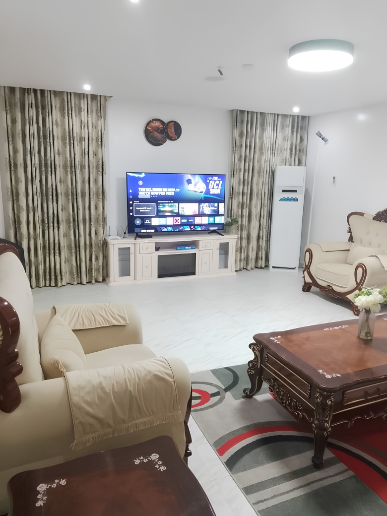 3 BEDROOM DUPLEX SHORTLET photo 3